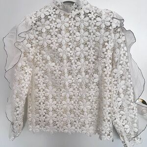 beautiful floral white self-portrait top